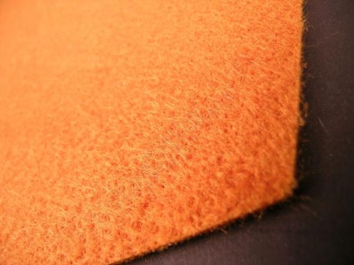 Fibre e tessuti ignifughi e insolubili