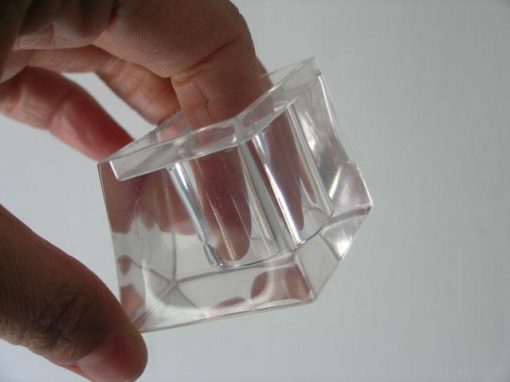 Resina termoplastica simil vetro