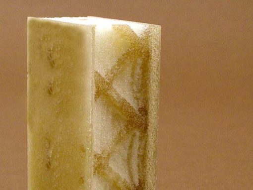 Composito sandwich in fibra impregnata e schiuma