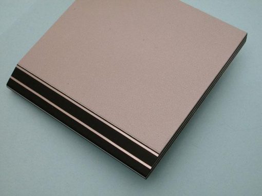 Laminato composito stratificato