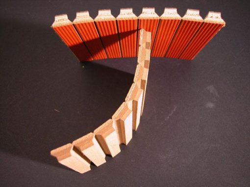 Elemento con cuore in tessuto di cotone stabilizzato e pelli esterne