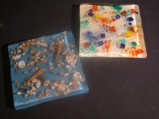 Piastrelle decorative in polimero e elementi naturali