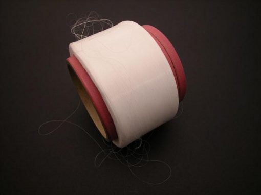 Fibre sintetiche a base di acido polilattico estratto dall’amido del mais