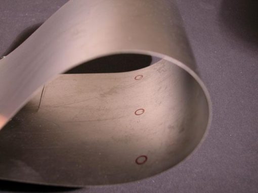 Tubi, fili, nastri e lamine sottili in materiale intermetallico