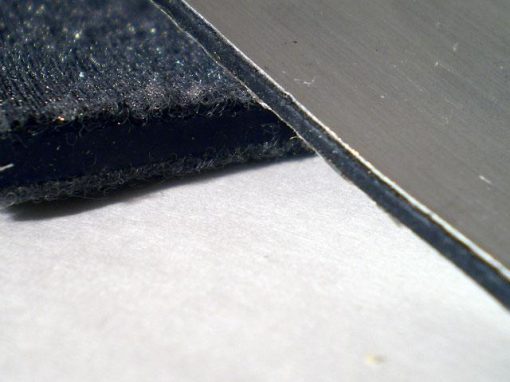 Gomma vulcanizzata vibroassorbente