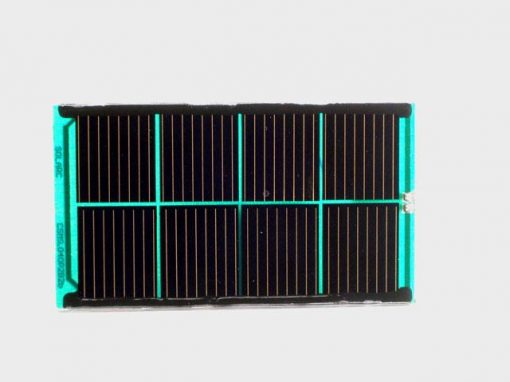 Caricabatteria ad energia solare